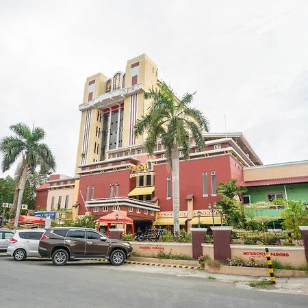 Capital O 460 World Palace Hotel Davao Stadt Exterior foto