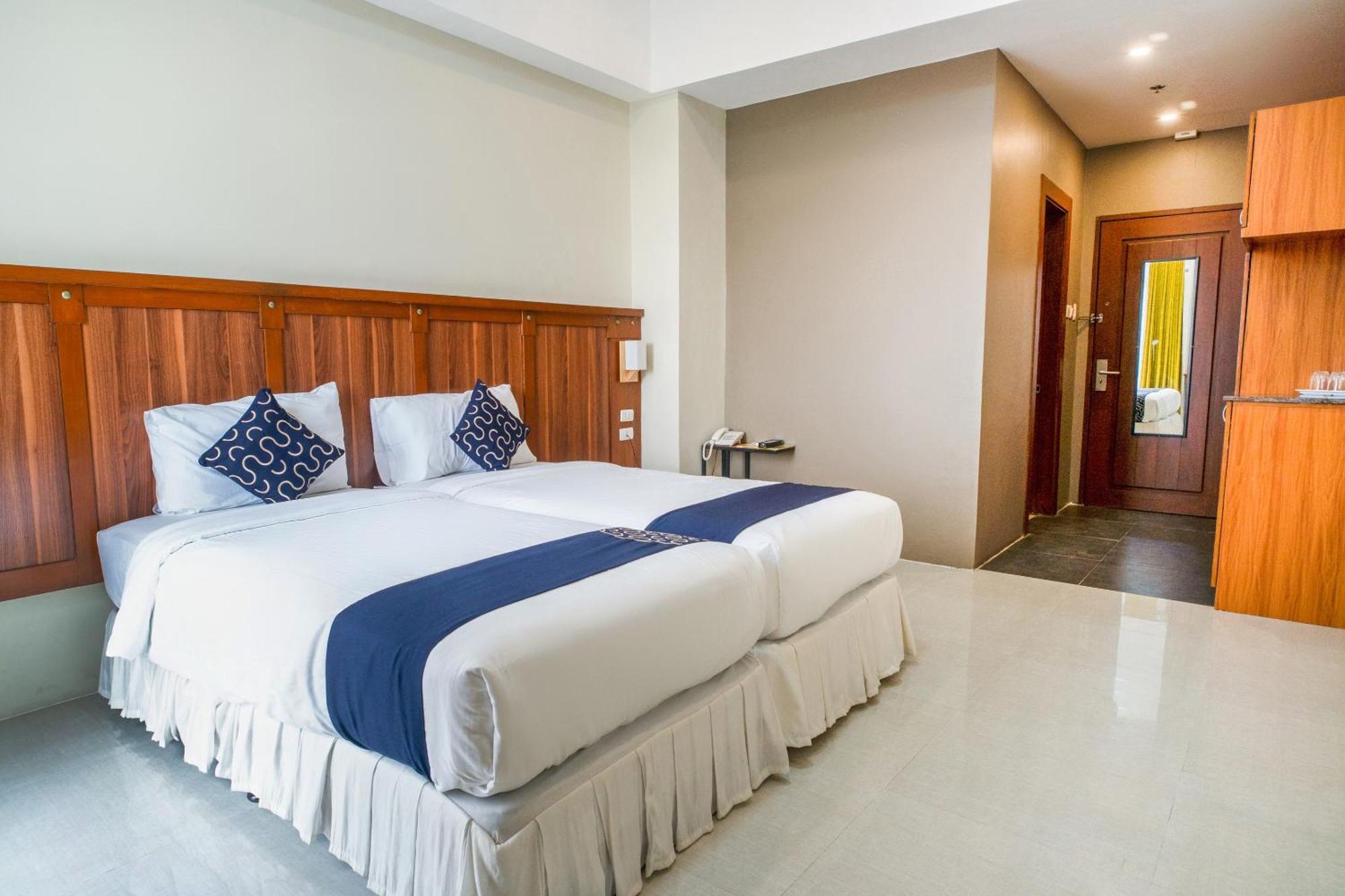 Capital O 460 World Palace Hotel Davao Stadt Exterior foto