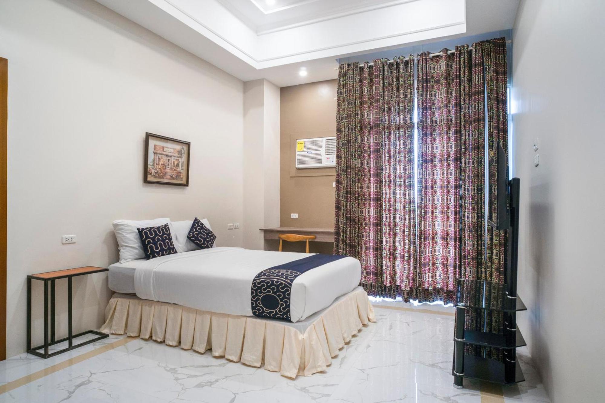 Capital O 460 World Palace Hotel Davao Stadt Exterior foto